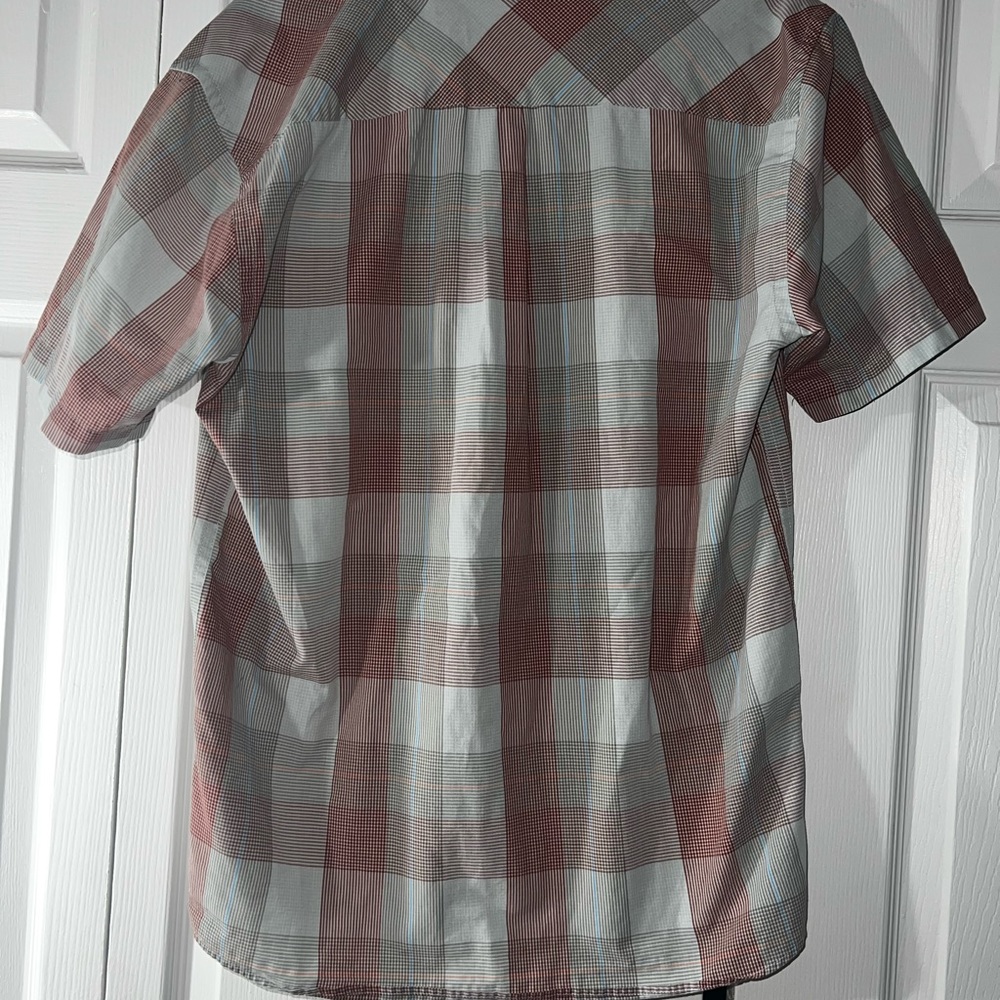 Patagonia button down short sleeve - Picture 4 of 4